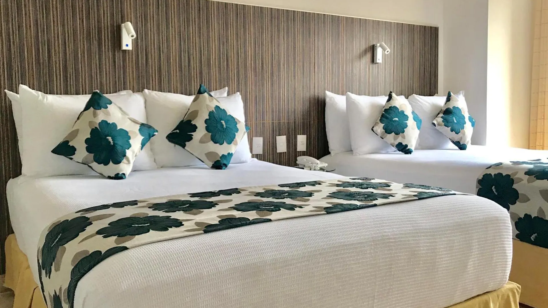 Ova Apartments Cancún México