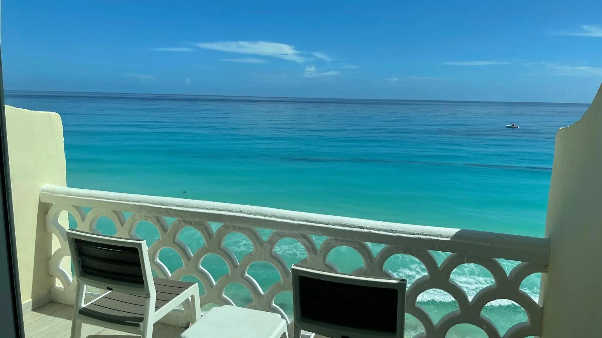 Ova Apartments Cancún