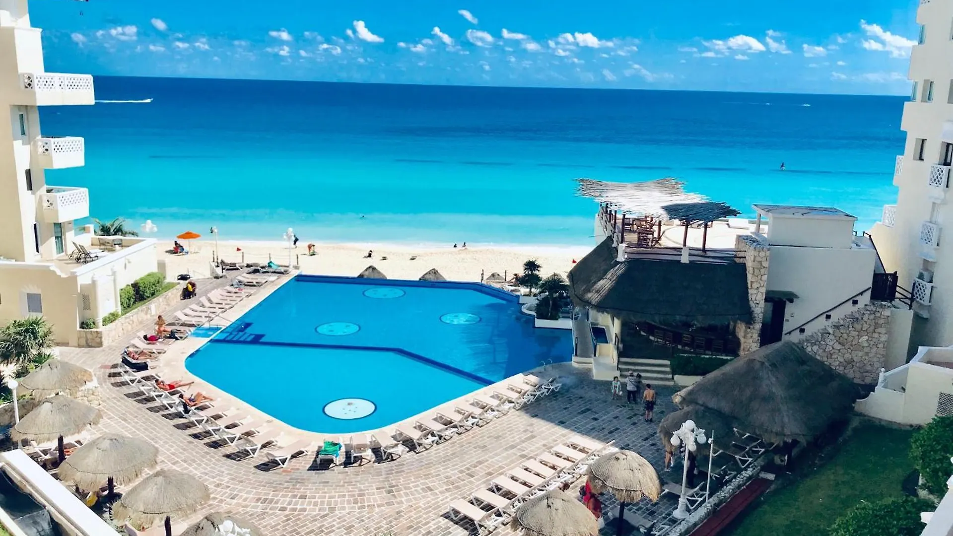 Ova Apartments Cancún México