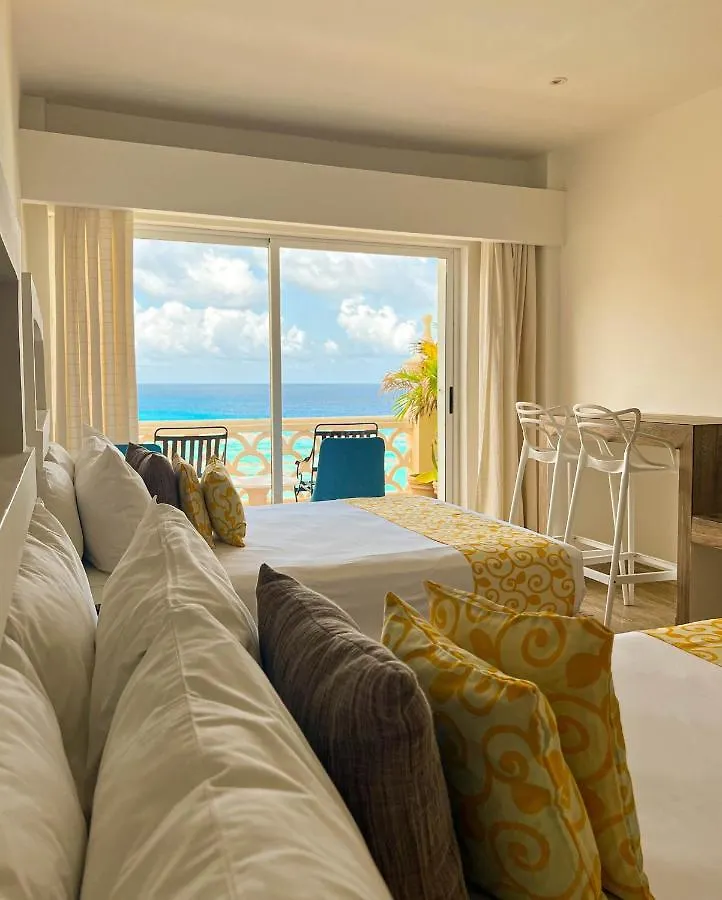 Ova Apartments Cancún