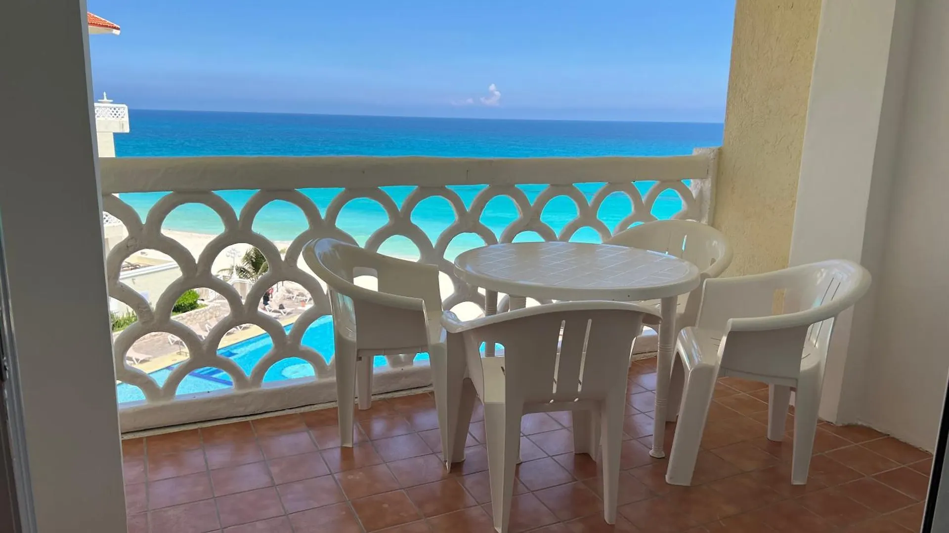 Ova Apartments Cancún