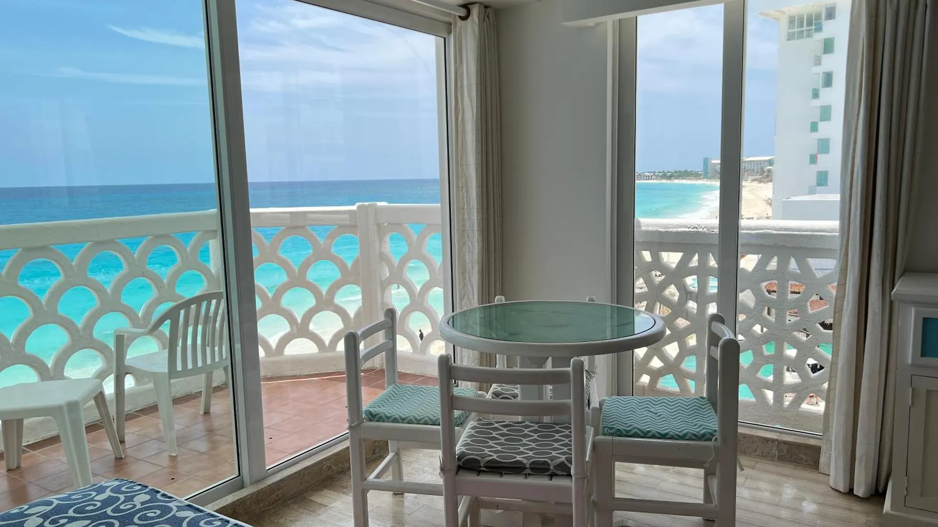 Ova Apartments Cancún 0*,