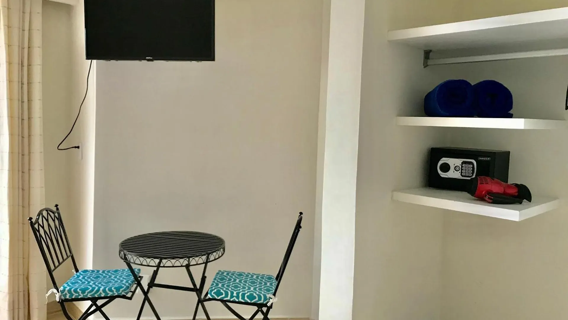Ova Apartments Cancún